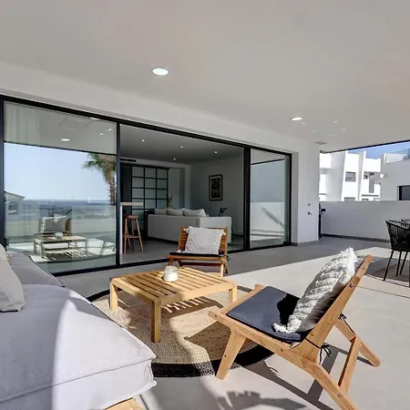 Brand New, Elegant Three Bed *